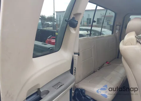 2001 Ford F-250 Lariat/Xl/Xlt z USA, uszkodzony, nr VIN 1FTNX20F31EC63735